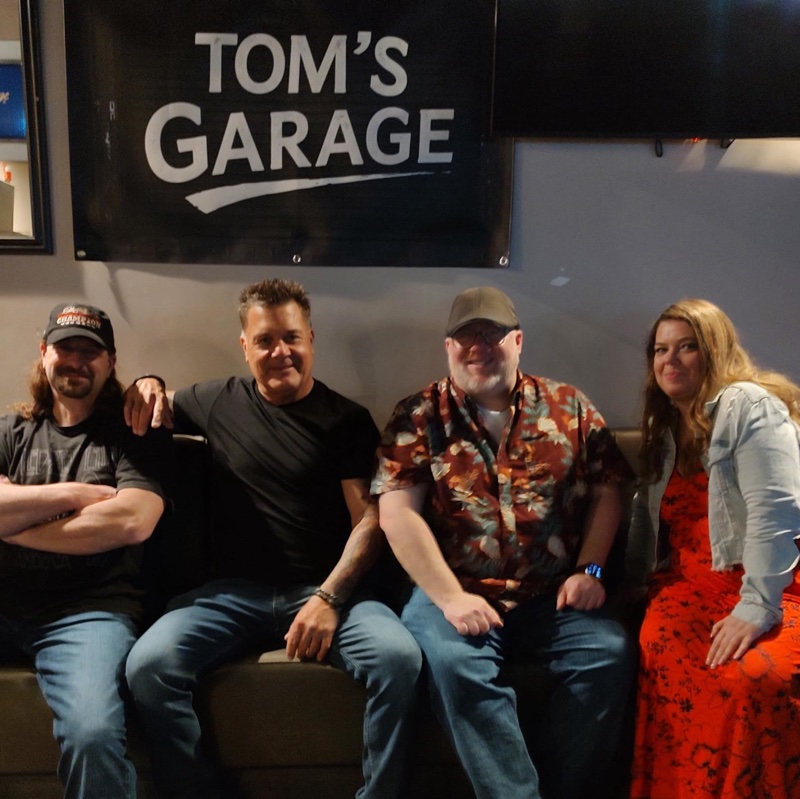 Tom's Garage Band